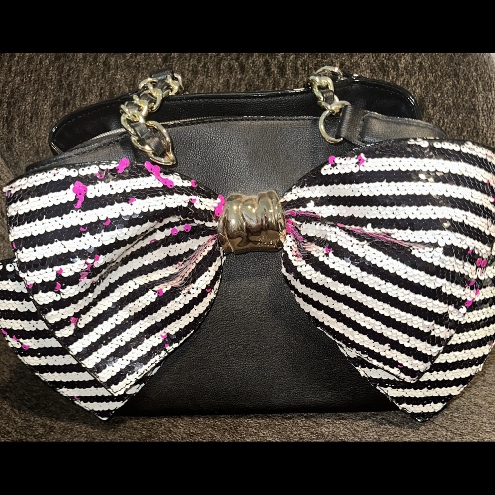 Betsey Johnson hand bag